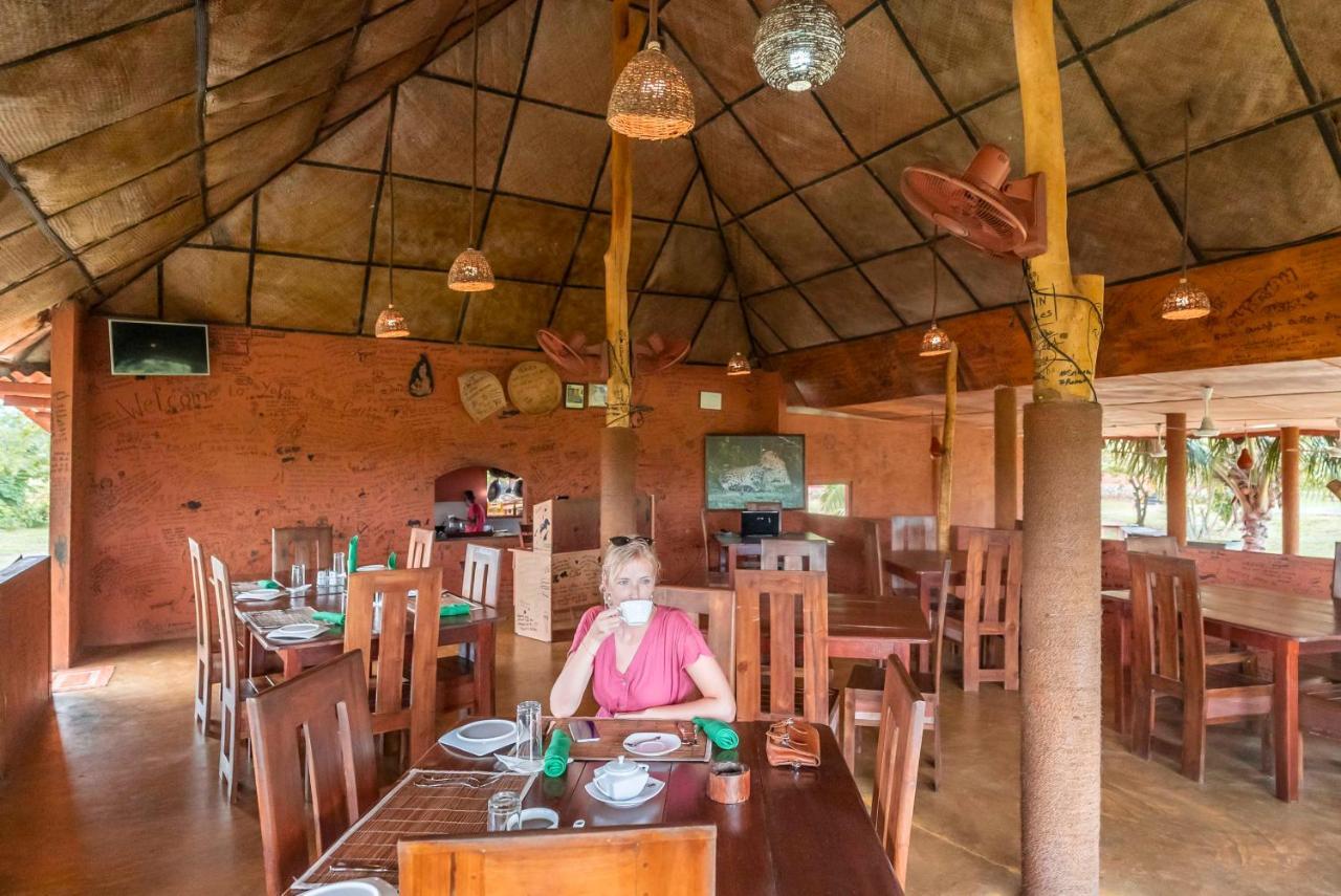 Yala Peace Cottages Tissamaharama Exteriör bild