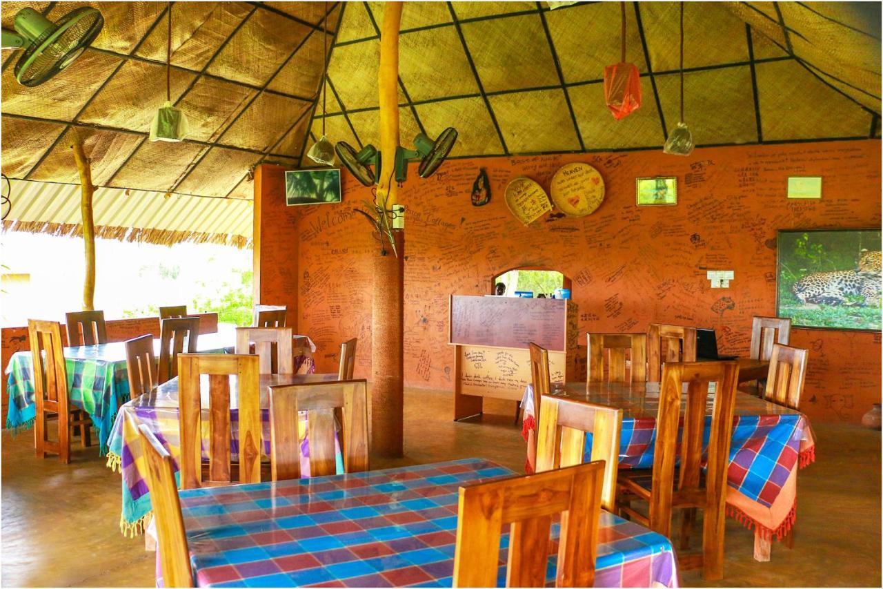 Yala Peace Cottages Tissamaharama Exteriör bild